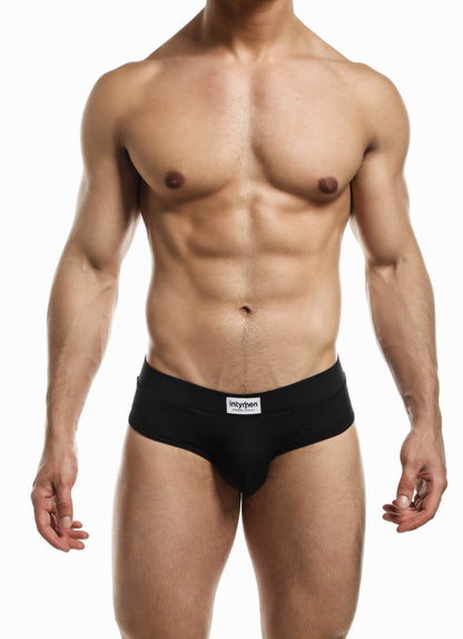 These low-rise briefs offer a perfect fit with lightweight, breathable fabric for all-day wear.